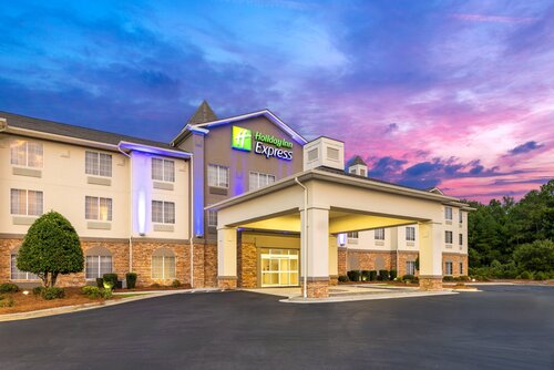 Holiday Inn Express Savannah Airport