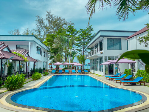 Sea Breeze Resort