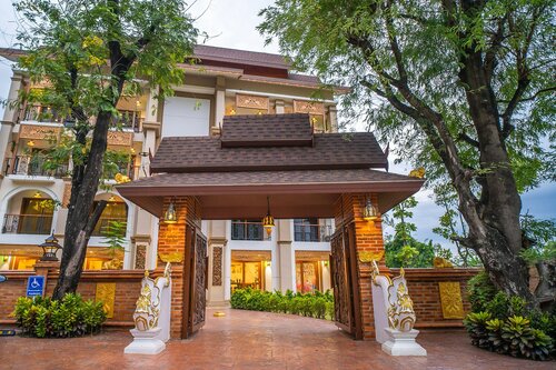Siri Nakornpink Chiang Mai Hotel By Zuzu