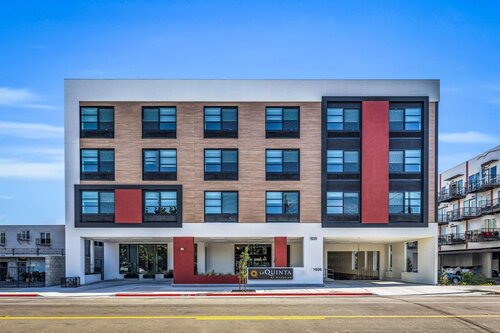 La Quinta Inn & Suites By Wyndham San Jose Silicon