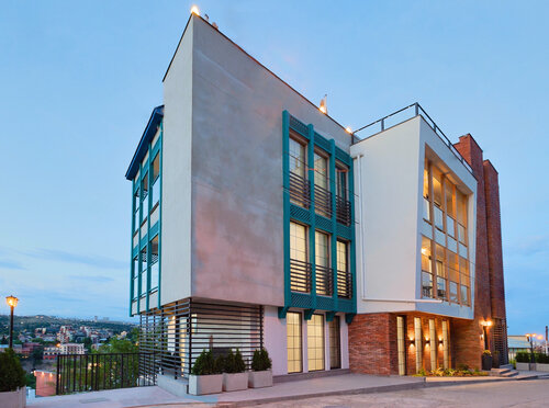 Brooch Boutique Hotel