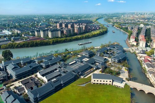 Holiday Inn Deqing Xinshi Ancient Town