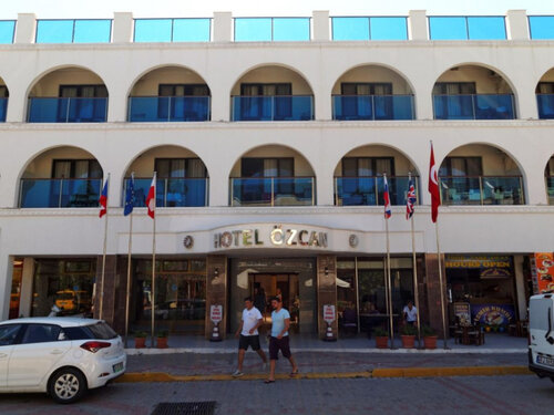 Ozcan Beach Hotel