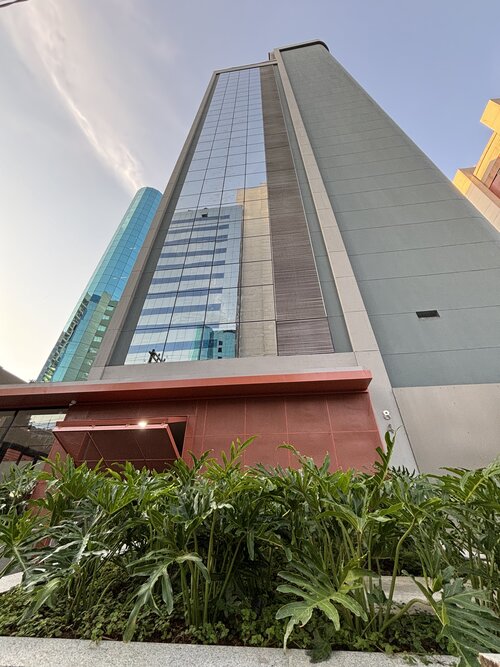 Golden Tower Express Nacoes  Unidas