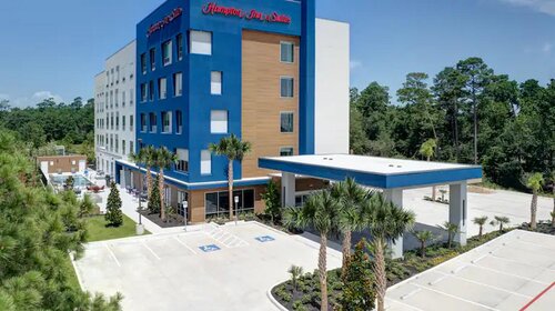 Hampton Inn & Suites By Hilton Shenandoah The Wood