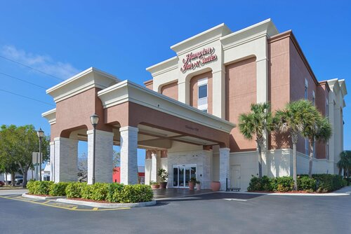 Hampton Inn & Suites - Cape Coral/Fort Myers Area