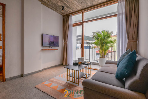 22land Residence Suite