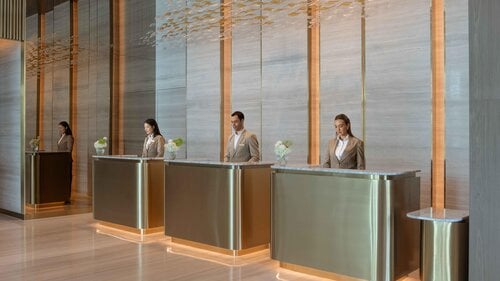 Intercontinental Hotels Residences Dubai Business 