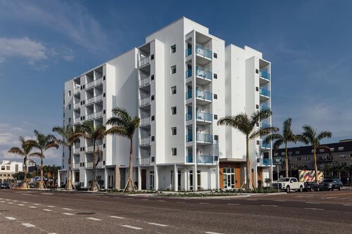 Mint House St. Petersburg — Downtown