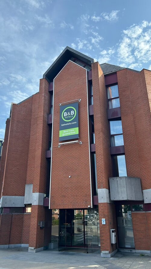 B&B HOTEL Mons Centre