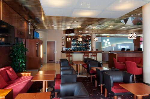 Holiday Inn Helsinki - Vantaa Airport