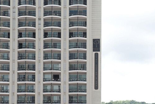 Central Park Hotel Casino & Spa