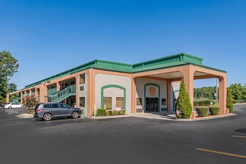 Quality Inn & Suites Stockbridge