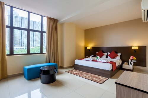 Dolphin Hotel, Chow Kit Kuala Lumpur By ZUZU