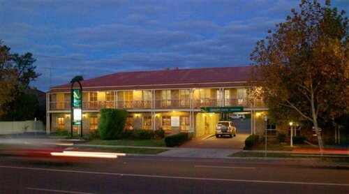 Quality Inn Colonial