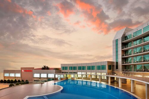 Ramada Baku Hotel