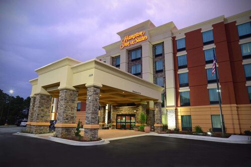 Hampton Inn & Suites Albany At Albany Mall