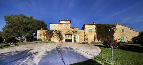 Sa Cabana Hotel and Spa