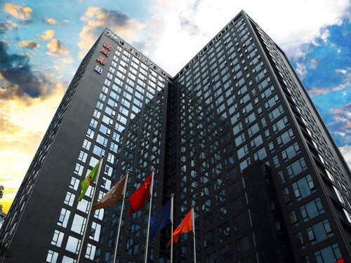 La Perle International Hotel