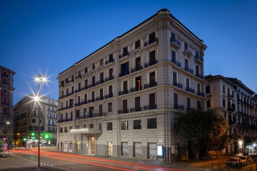 UNA HOTELS Napoli