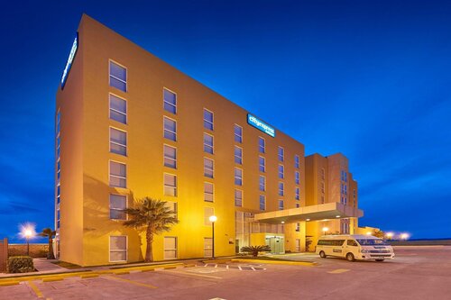 City Express Durango