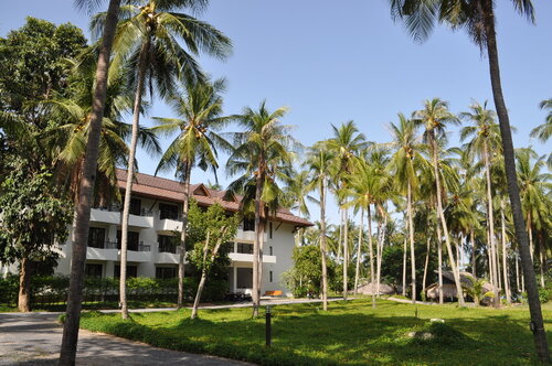 Coconut Beach Resort