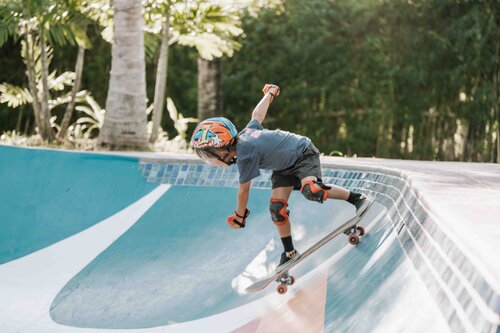 Hotel Komune and Beach Club Bali