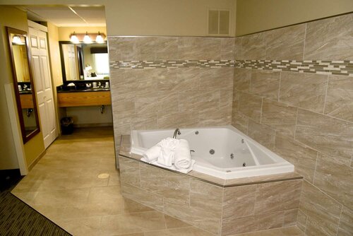 Best Western Plus Plattsburgh