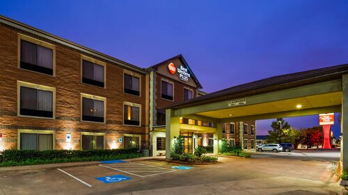 Best Western Plus DFW Airport Suites
