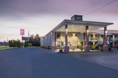 Red Roof Inn & Suites Rome