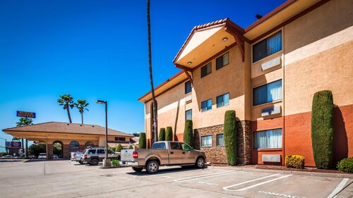 Best Western Plus Executive Inn & Suites