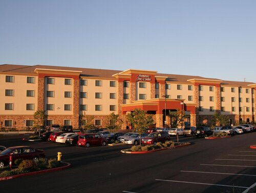 Hampton Inn & Suites Folsom