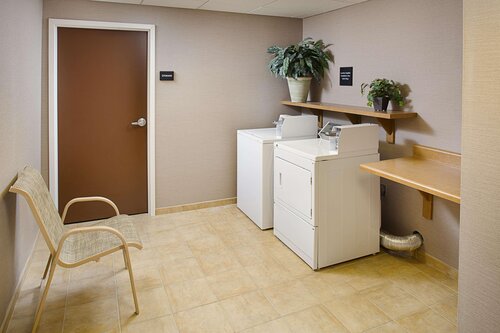 Hampton Inn & Suites Lancaster