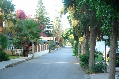 Trefon Hotel Apartments & Suites