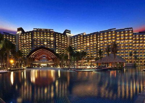 Pullman Oceanview Sanya Bay Resort & Spa