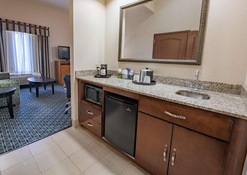 Hampton Inn & Suites Ridgecrest