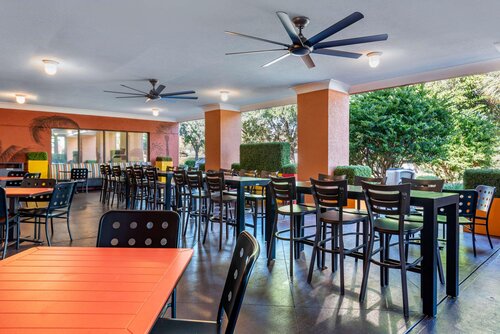 Comfort Inn & Suites Universal Orlando Resort