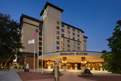 Embassy Suites By Hilton Lincoln