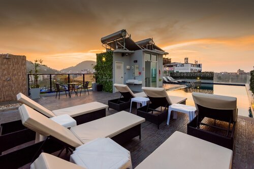 Hallo Patong Hotel & Restaurant