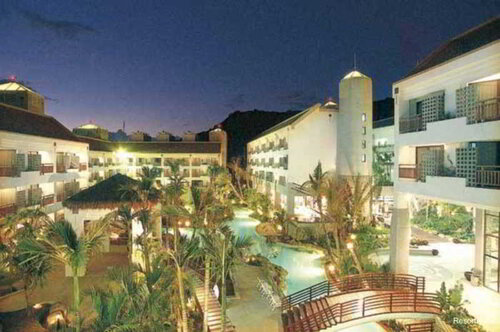 Yoho Beach Resort & Club