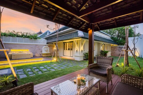 Kalanan Riverside Resort