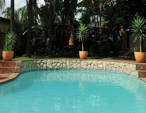 Safari Lodge, Hotel & Convention Centre