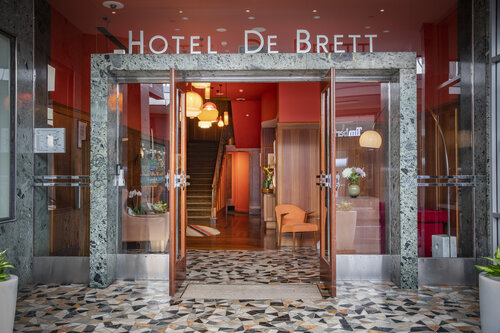 Hotel DeBrett
