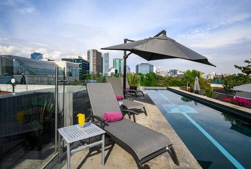 Las Suites Campos Elíseos