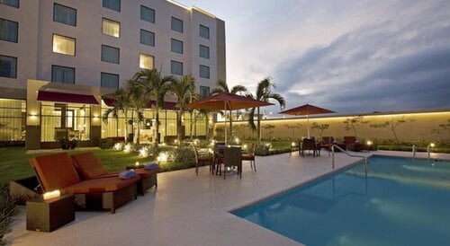 Courtyard Panama Metromall