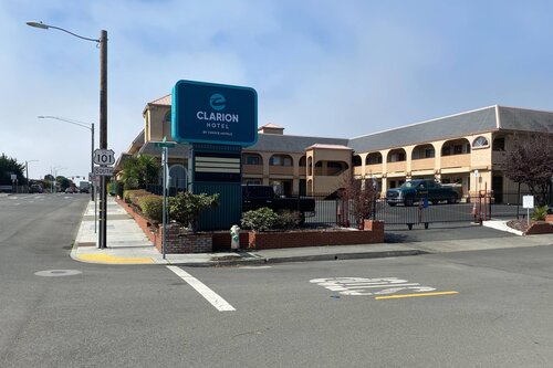 Clarion Hotel By Humboldt Bay