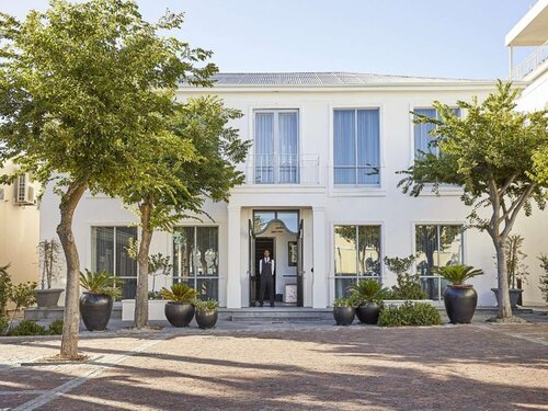 Queen Victoria Hotel by Newmark