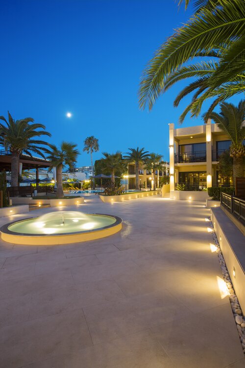 ATLANTIS BEACH HOTEL