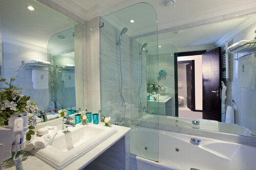 Art Palace Suites & Spa