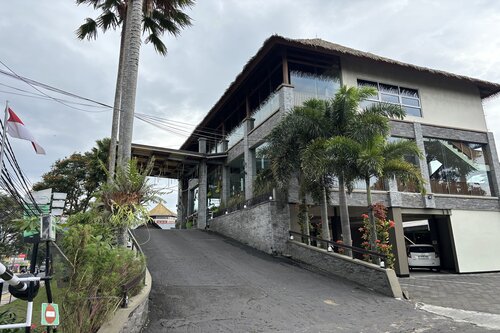 Hotel Pesona Bamboe Lembang by ZUZU